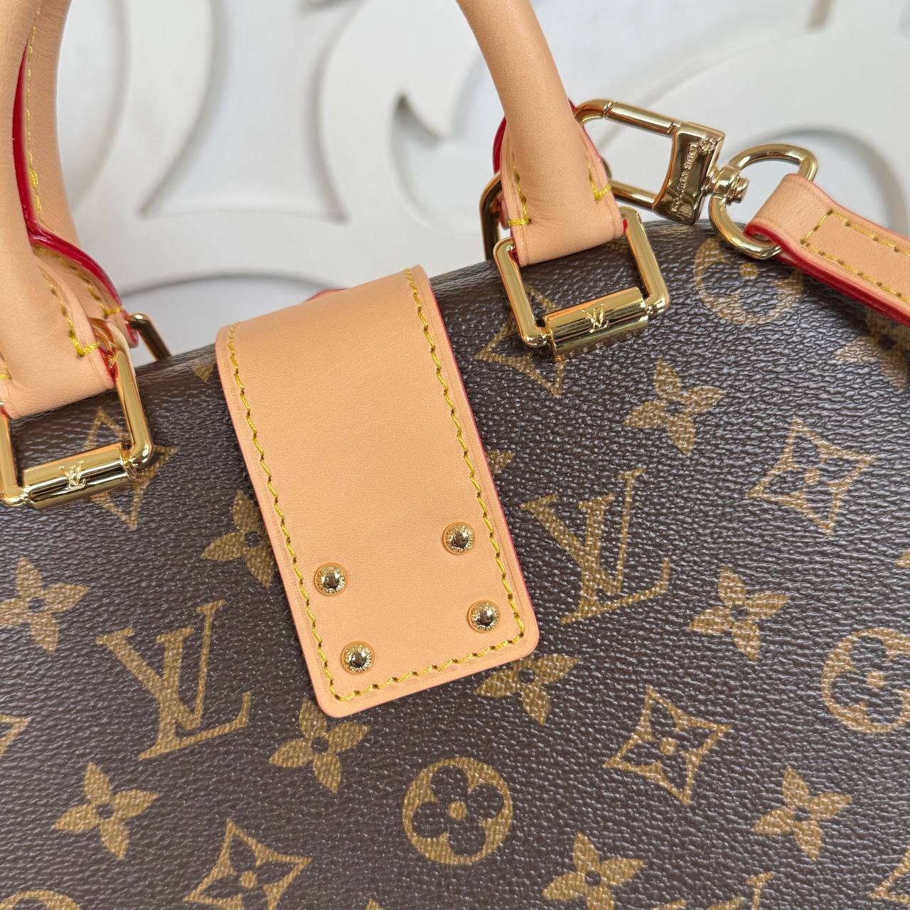 Louis Vuitton Alma Trunk

910958 ⭐️