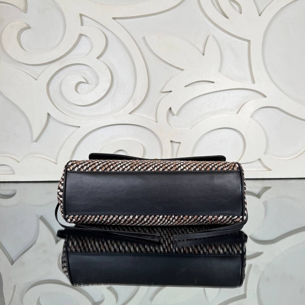 Chanel 26S East-West Shopping Bag

31x14 cm
910680 ⭐️
