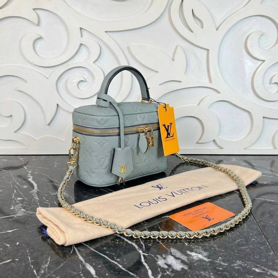 Louis Vuitton Vanity PM 

860-2 ⭐️