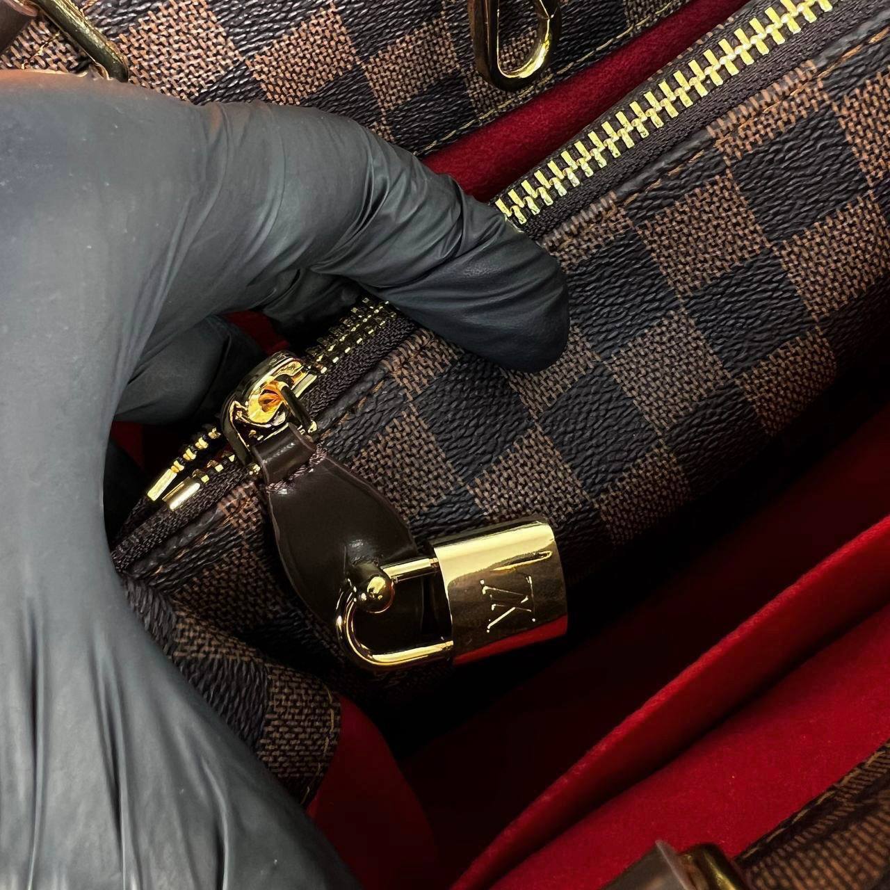 Louis Vuitton Montaigne Bag Medium 

529
