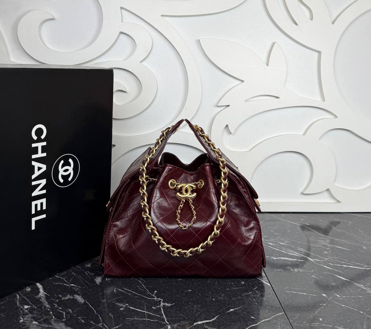 Chanel 25 Small Handbag

29x19 cm
910139 ⭐️