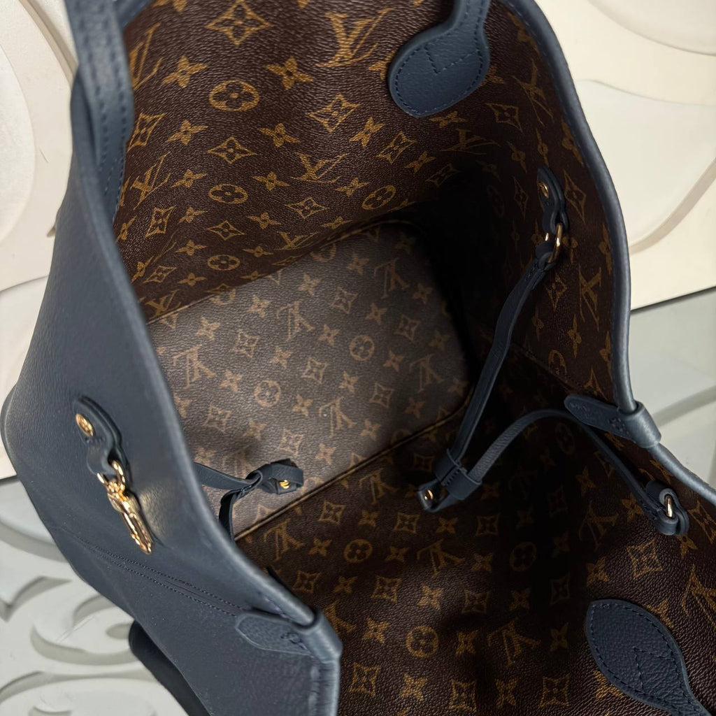 Louis Vuitton Neverfull Bandouliere Inside Out BB
Big size 42x28
19x16 cm small size 
210005 ⭐️