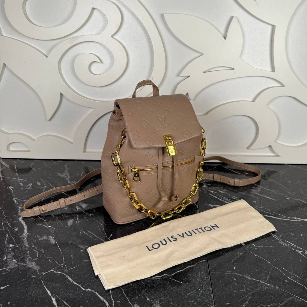Louis Vuitton Coussin Backpack PM

910160 ⭐️