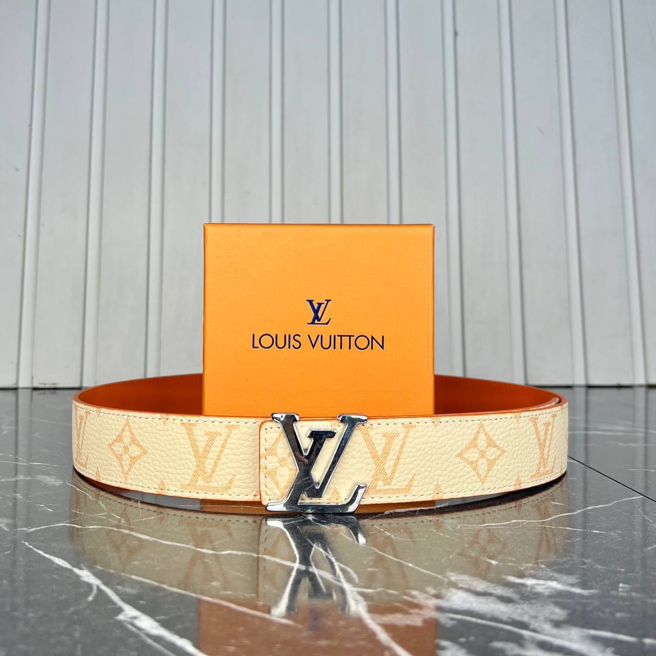 Louis Vuitton Kemer 4 cm