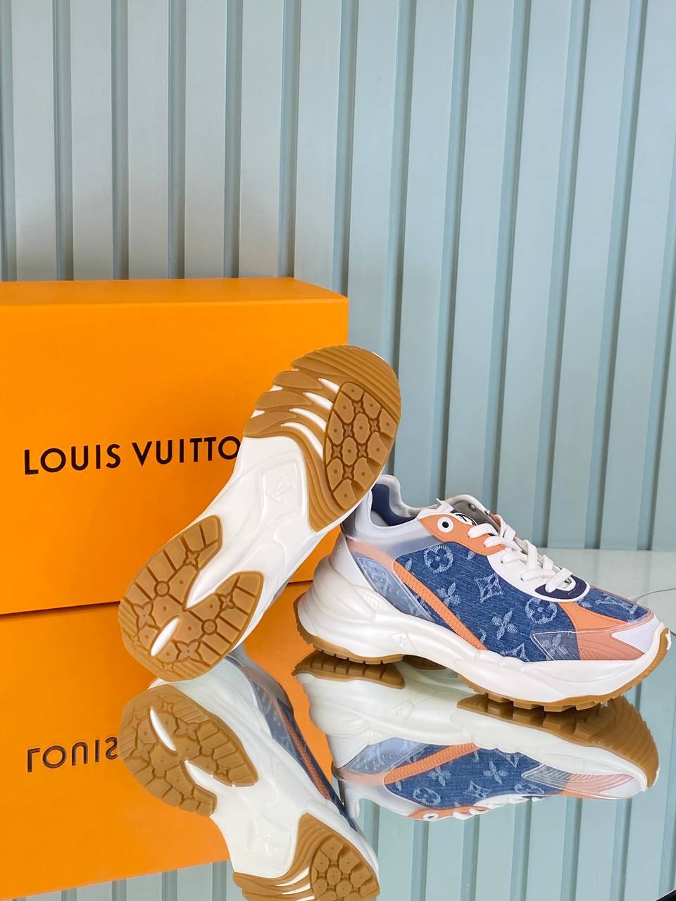 Louis Vuitton Run 55 Sneakers 

3793-2 ⭐️