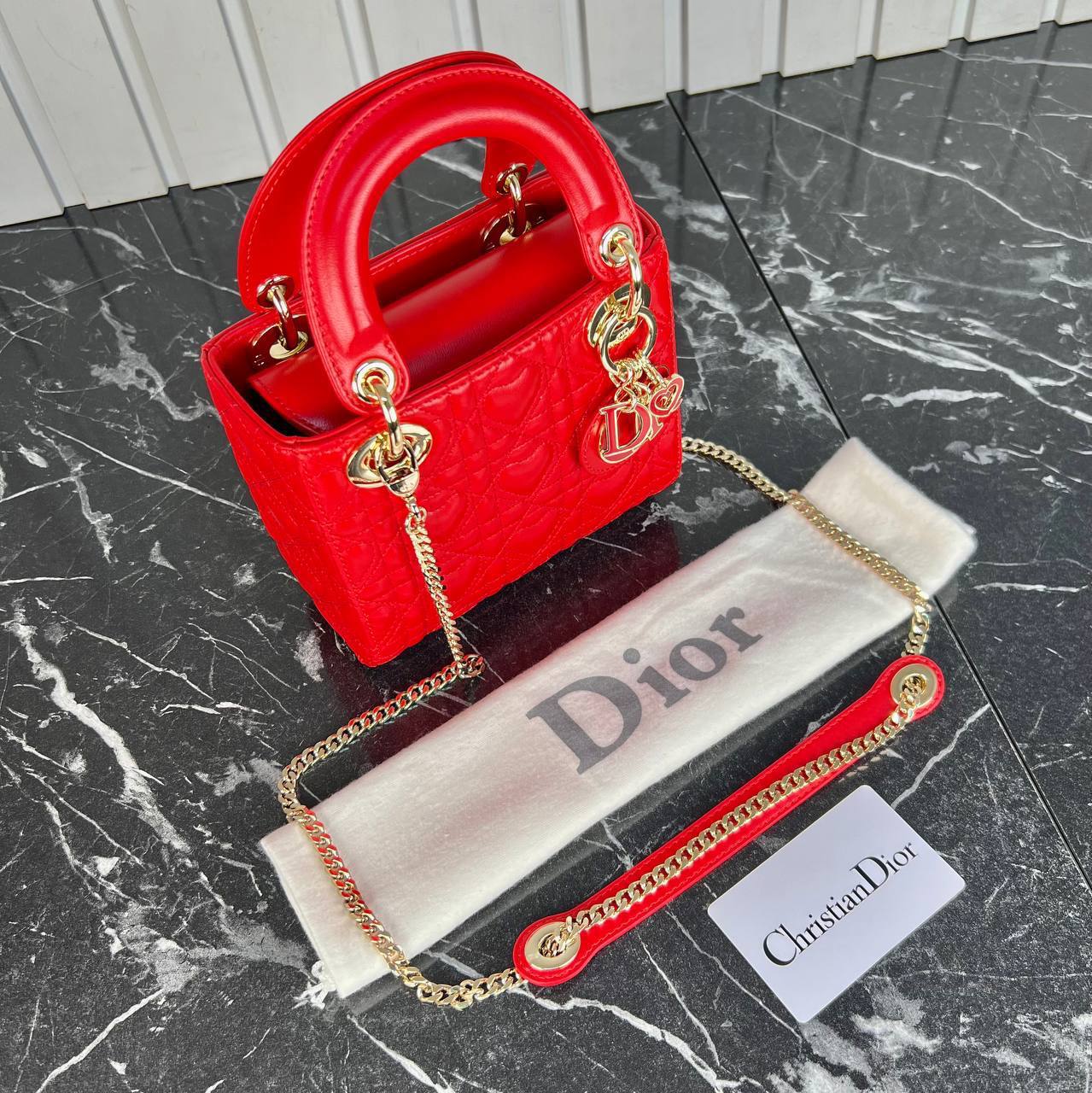 Christian Dior Lady Dior Bag Small 

16x16 cm 
5437-1