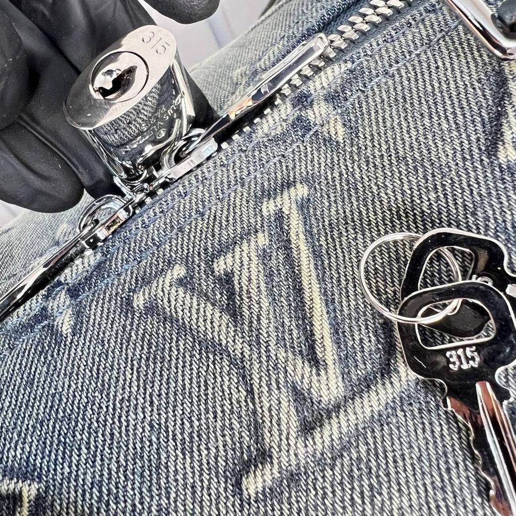 Louis Vuitton Keepall Banouliere Denim 50

5735-14 ⭐️
