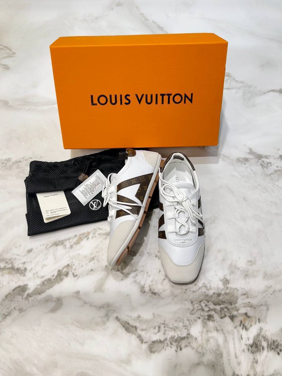 Louis Vuitton Sneakerina 

911066 ⭐️
