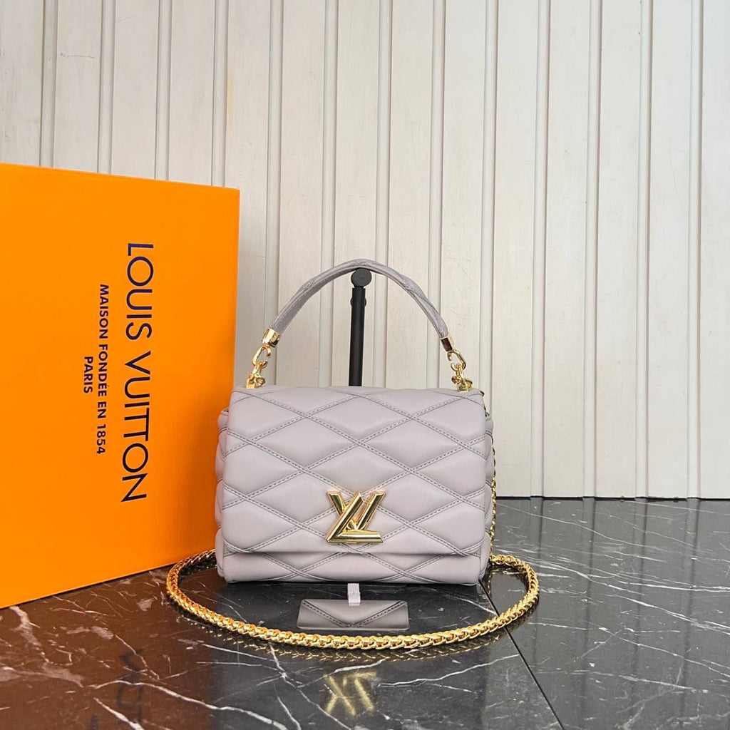 Louis Vuitton Go-14 Medium 

6133 ⭐️