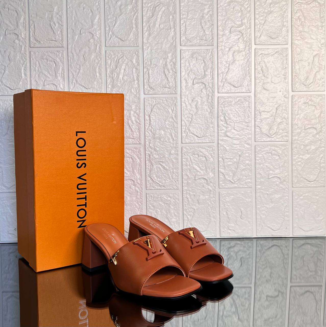 Louis Vuitton Mare Mule 8cm

911237 ⭐️