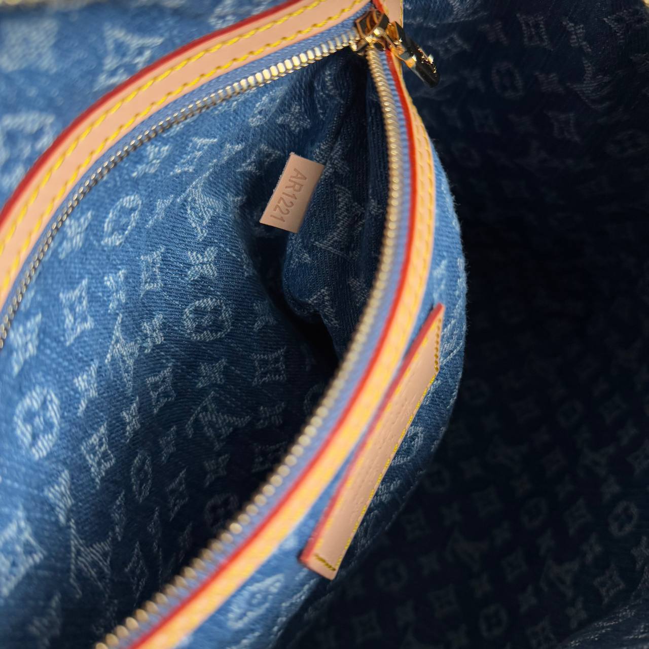 Louis Vuitton Speedy Soft 30 cm

910294 ⭐️