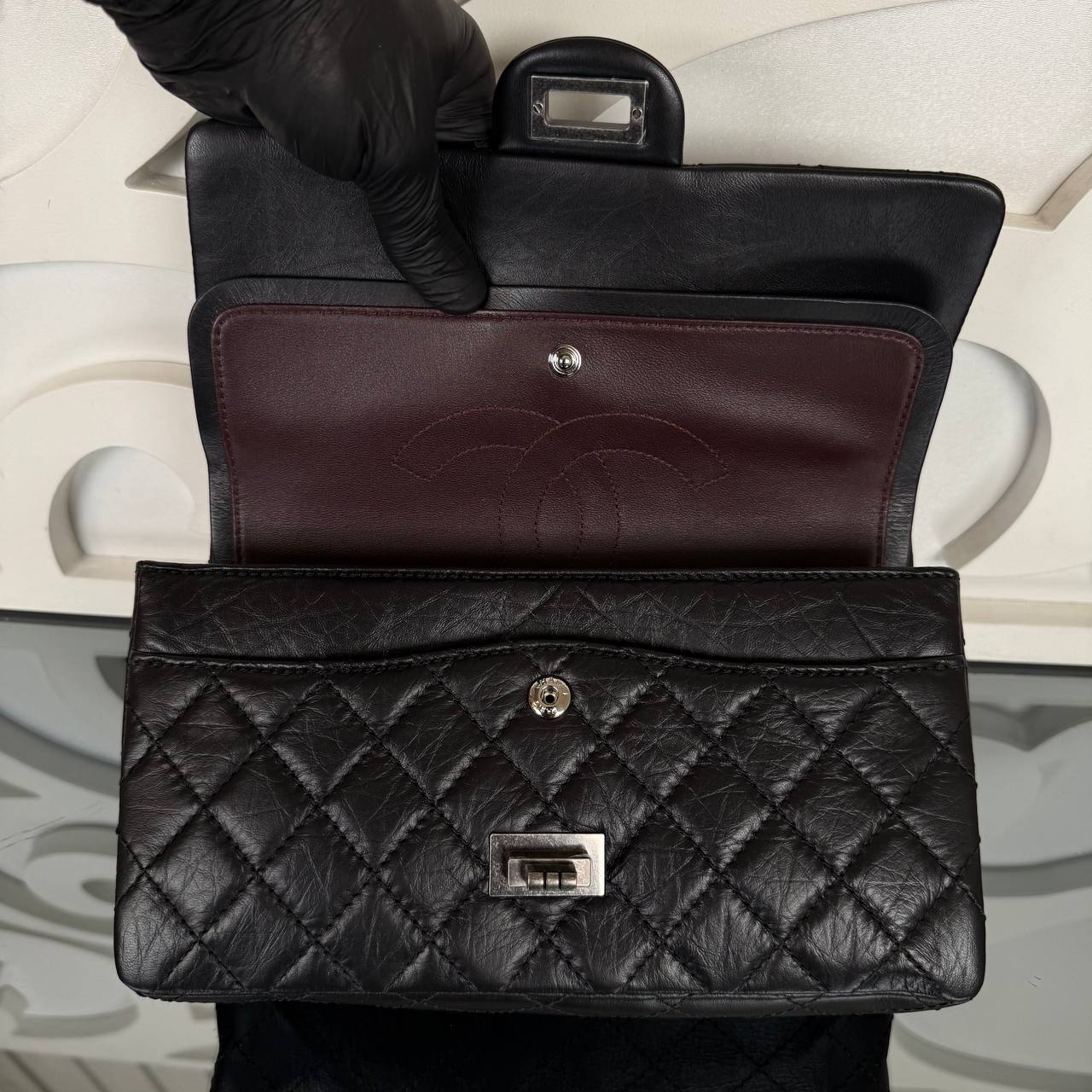 Chanel 2.55 Small Handbag

24x14 cm 
910255 ⭐️
