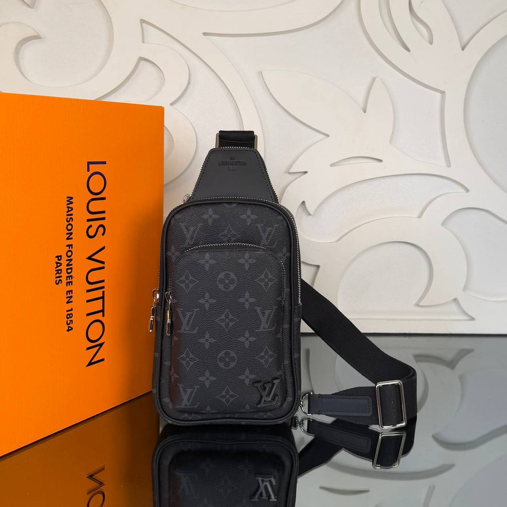 Louis Vuitton Avenue Sling Bag Small

⭐️