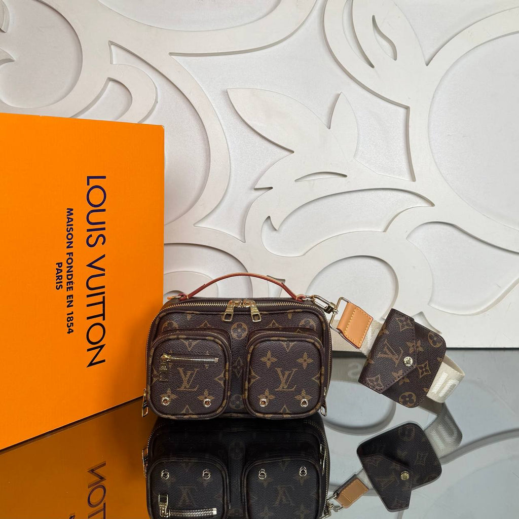 Louis Vuitton Utility Crossbody Bag 

210079 ⭐️