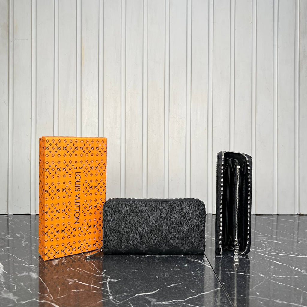 Louis Vuitton Zippy Wallet 

20x10 cm 
28.B ⭐️