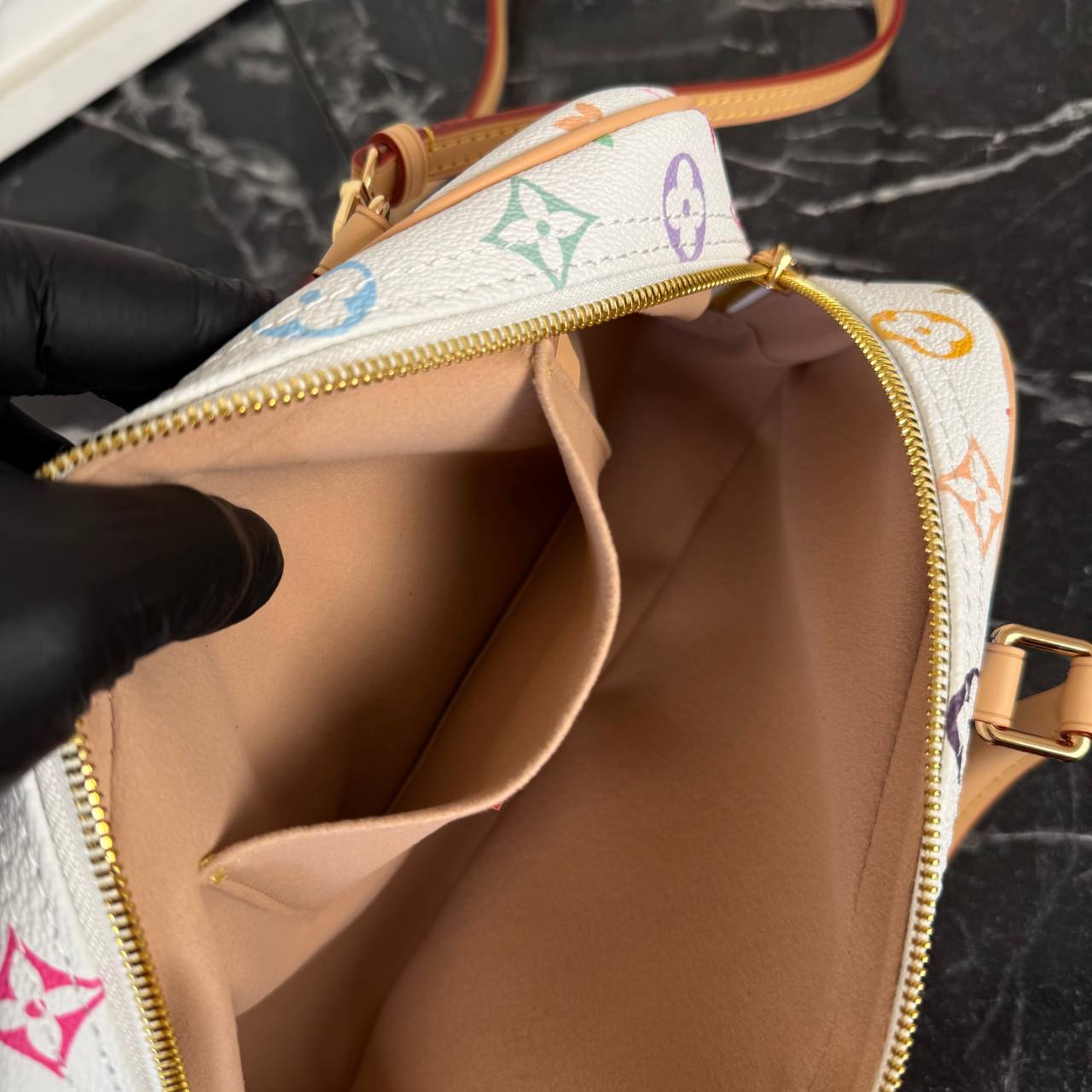Louis Vuitton LV x TM Handbag East-West

6885 ⭐️