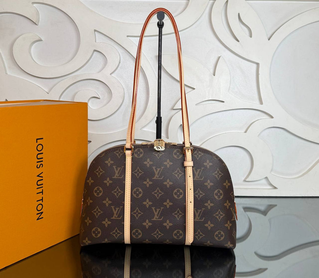 Louis Vuitton Squire East West

910584 ⭐️