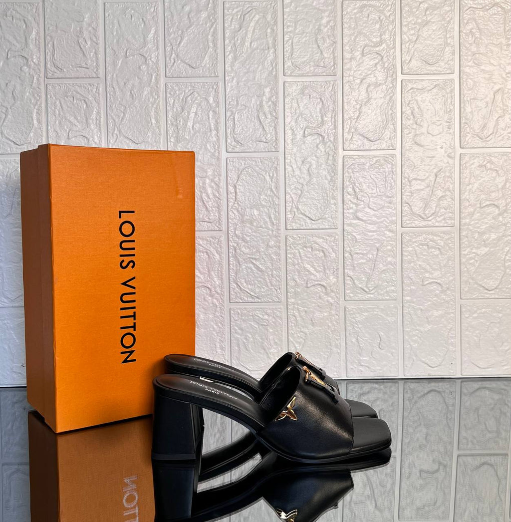 Louis Vuitton Mare Mule 8cm

911237 ⭐️