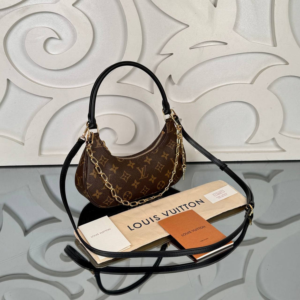 Louis Vuitton Catchy PM Bag

910332 ⭐️