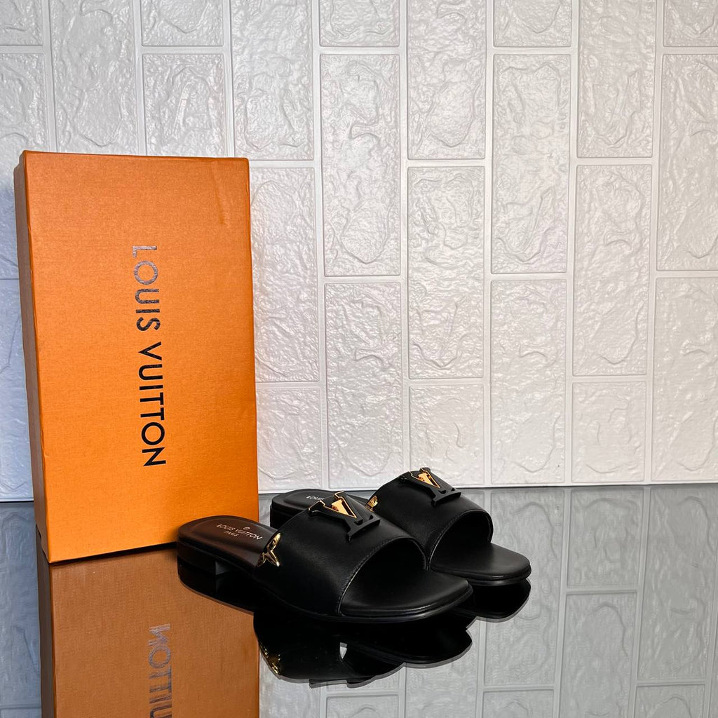 Louis Vuitton Mare Flat Mule

911256 ⭐️