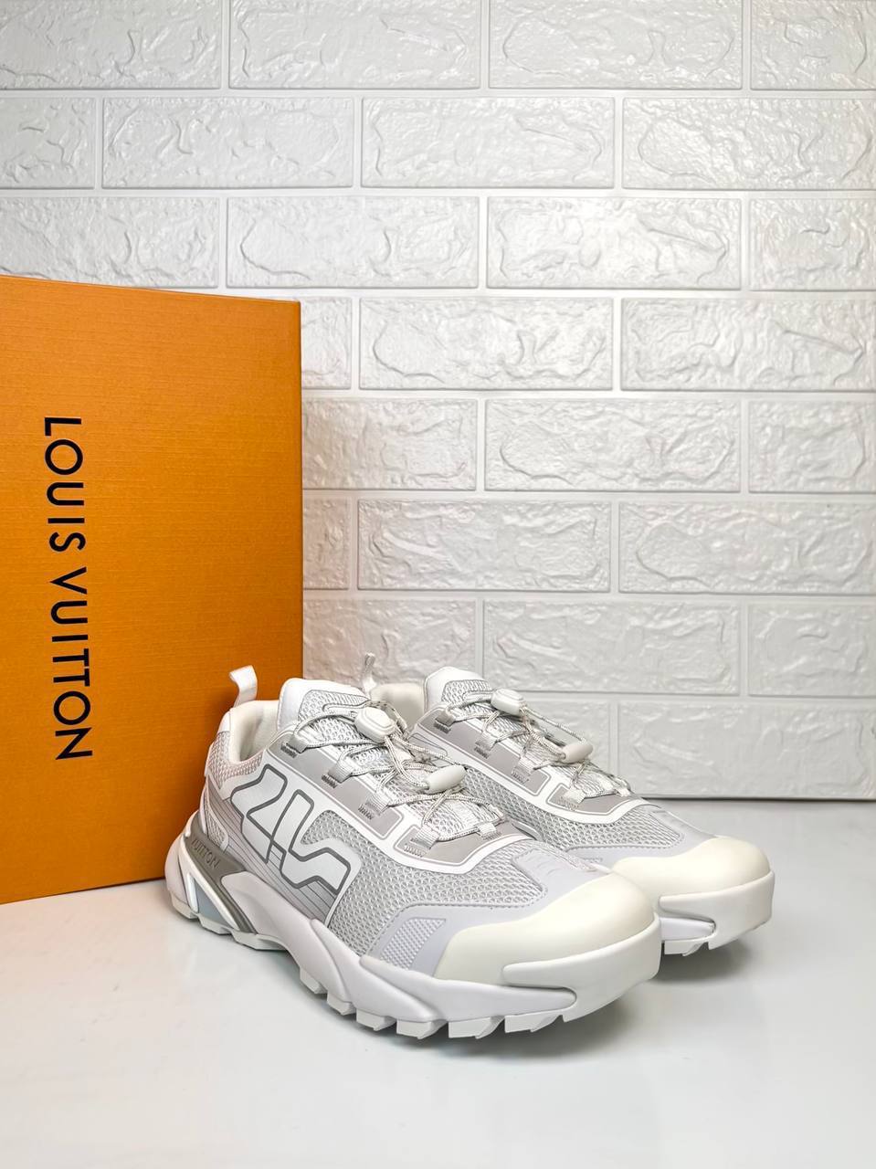 Louis Vuitton Runner Tatic Sneakers 

911034 ⭐️