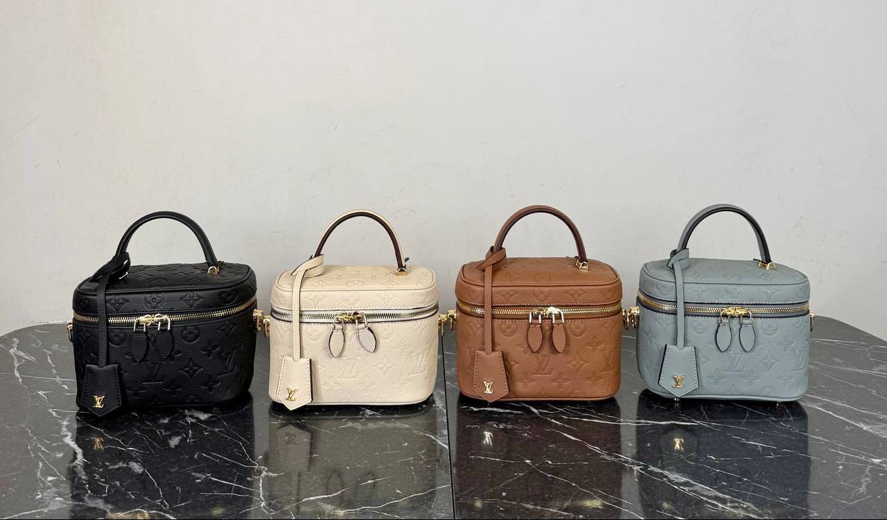Louis Vuitton Vanity PM 

860-2 ⭐️
