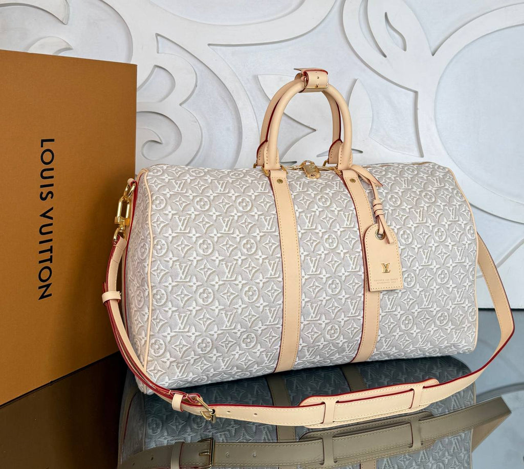 Louis Vuitton Keepall Bandouliere 45

45x27 cm
910975 ⭐️