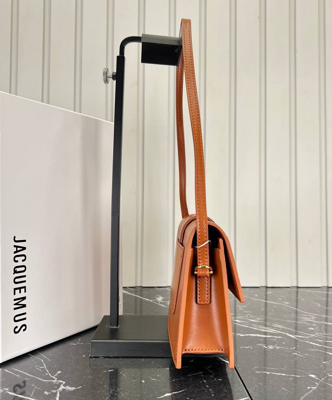 Jacquemus Lee Petit Bambino 

28x15 cm
5736-1 ⭐️