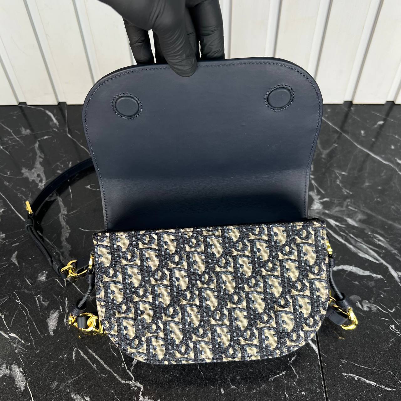 Christian Dior Signature Bag

24x14cm 
5686-1 ⭐️