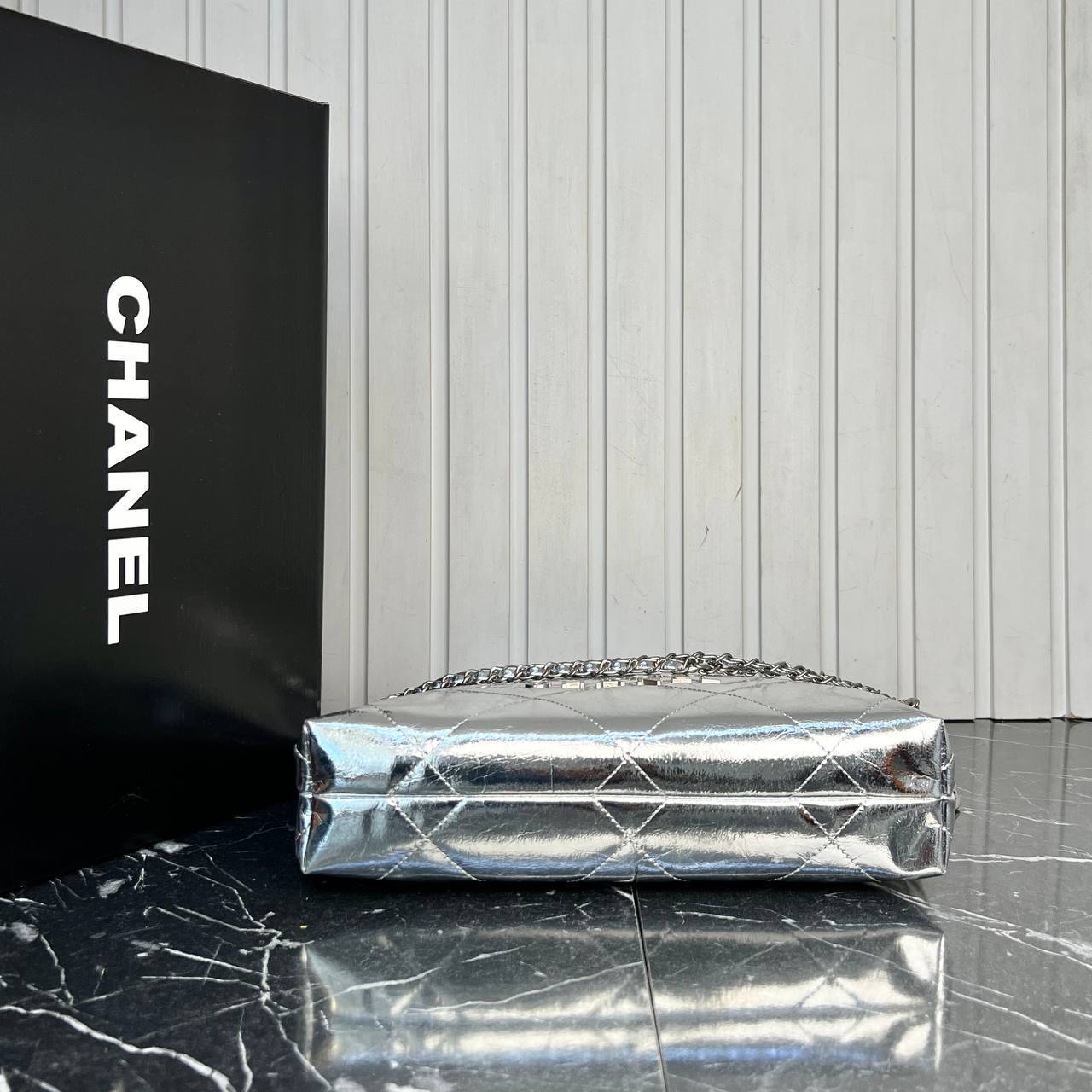 Chanel 22 Bag

40x30 cm 
5513-3