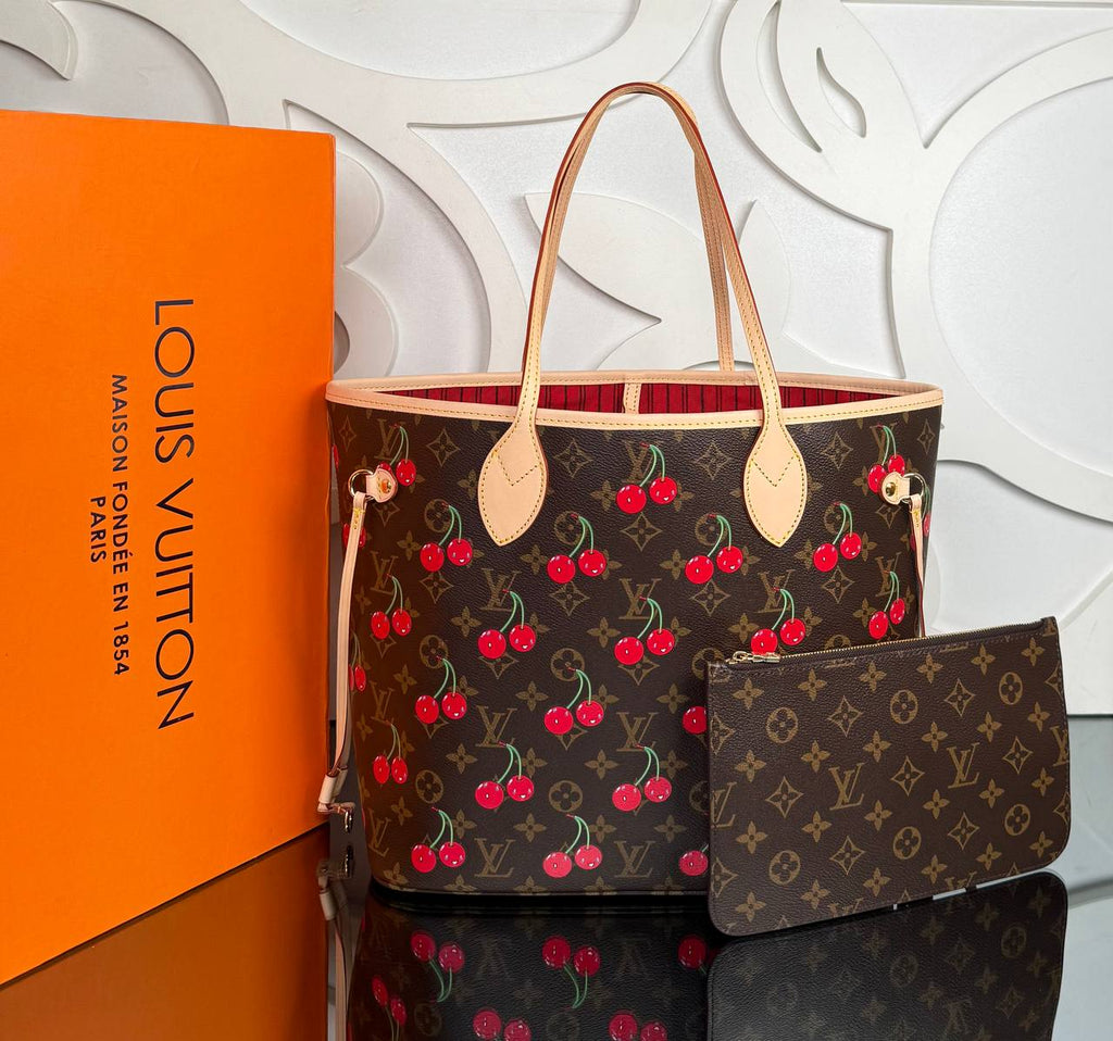 Louis Vuitton LV x TM Neverfull MM x murakami 

⭐️