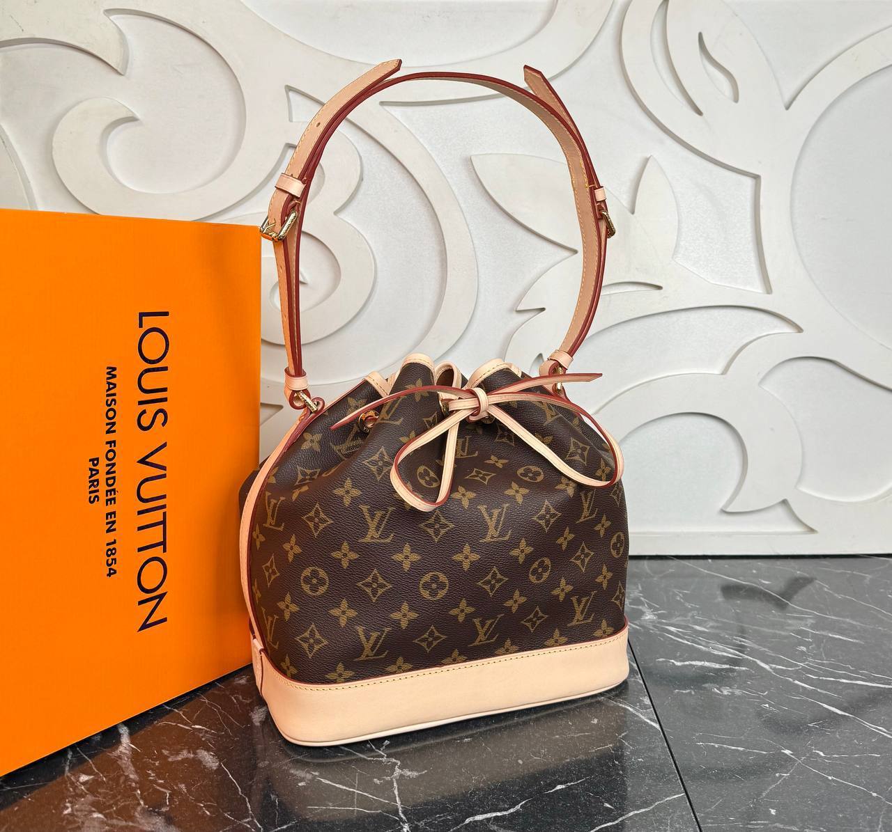 Louis Vuitton Neo Medium

5206 ⭐️
