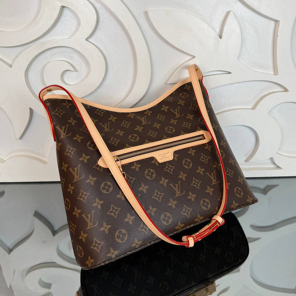 Louis Vuitton Lineup Bag

910342 ⭐️