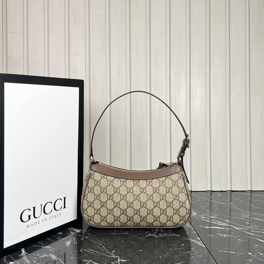 Gucci Ophidia GG Small Handbag

25x13 cm
806-5 ⭐️