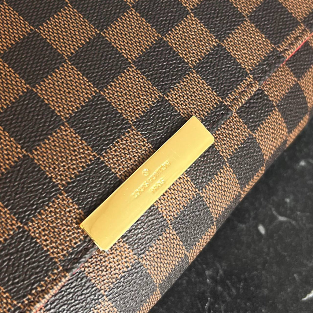 Louis Vuitton Favorite PM 

229 ⭐️