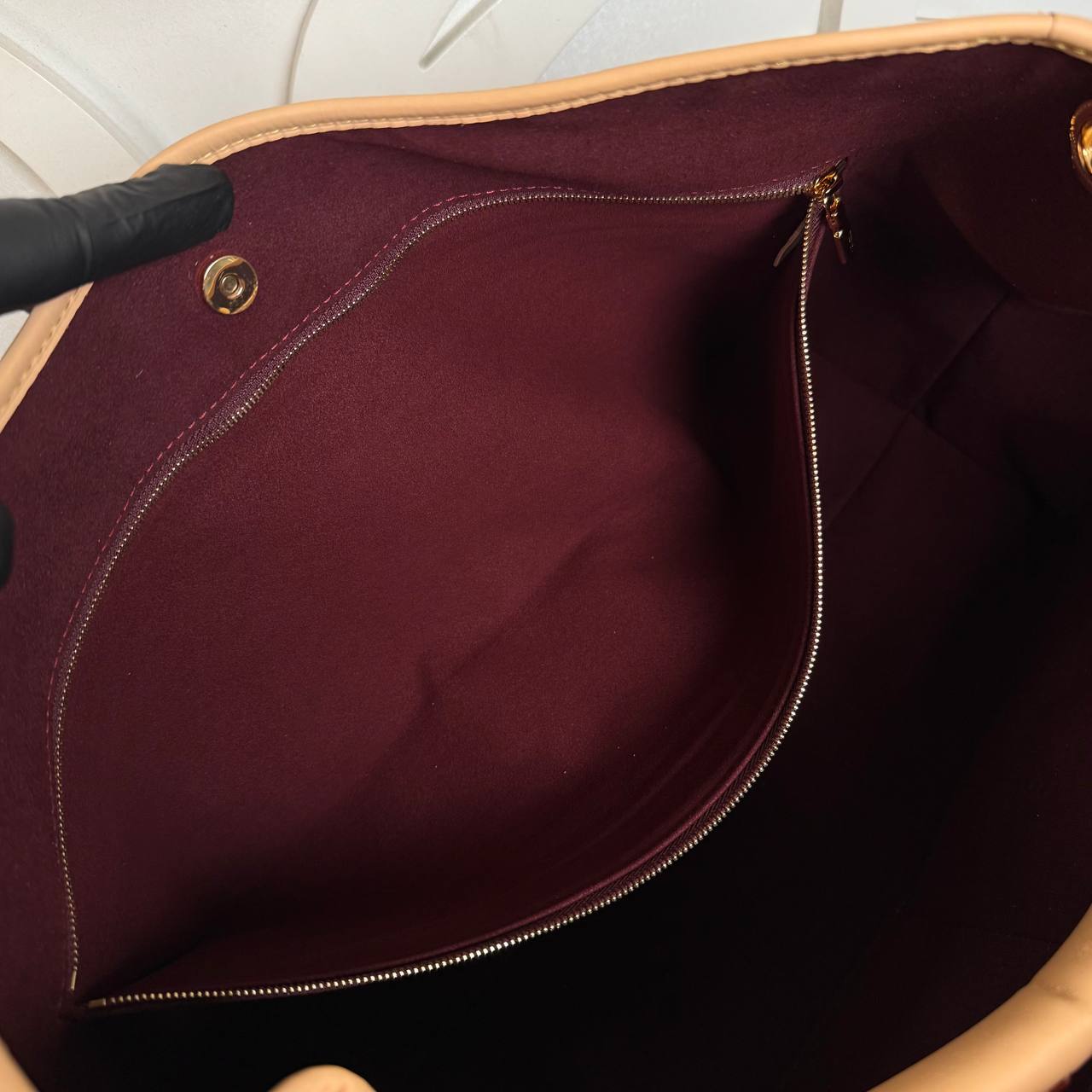 Louis Vuitton Again Bag

910331 ⭐️