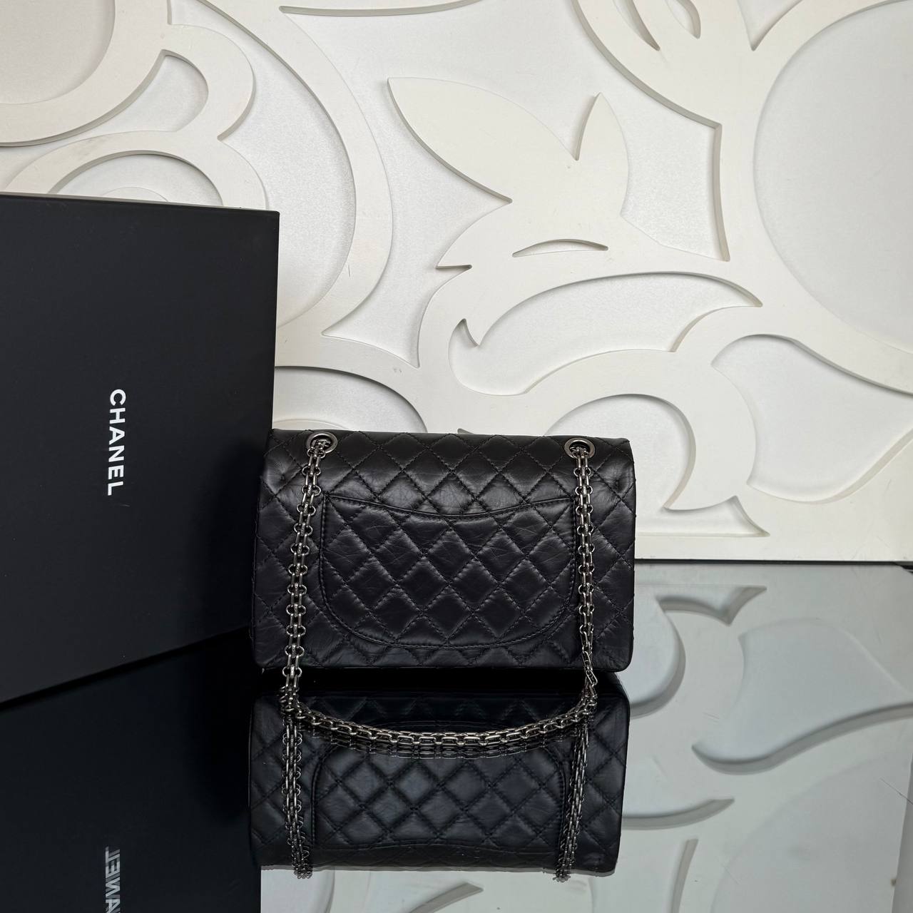 Chanel 2.55 Small Handbag

24x14 cm 
910255 ⭐️