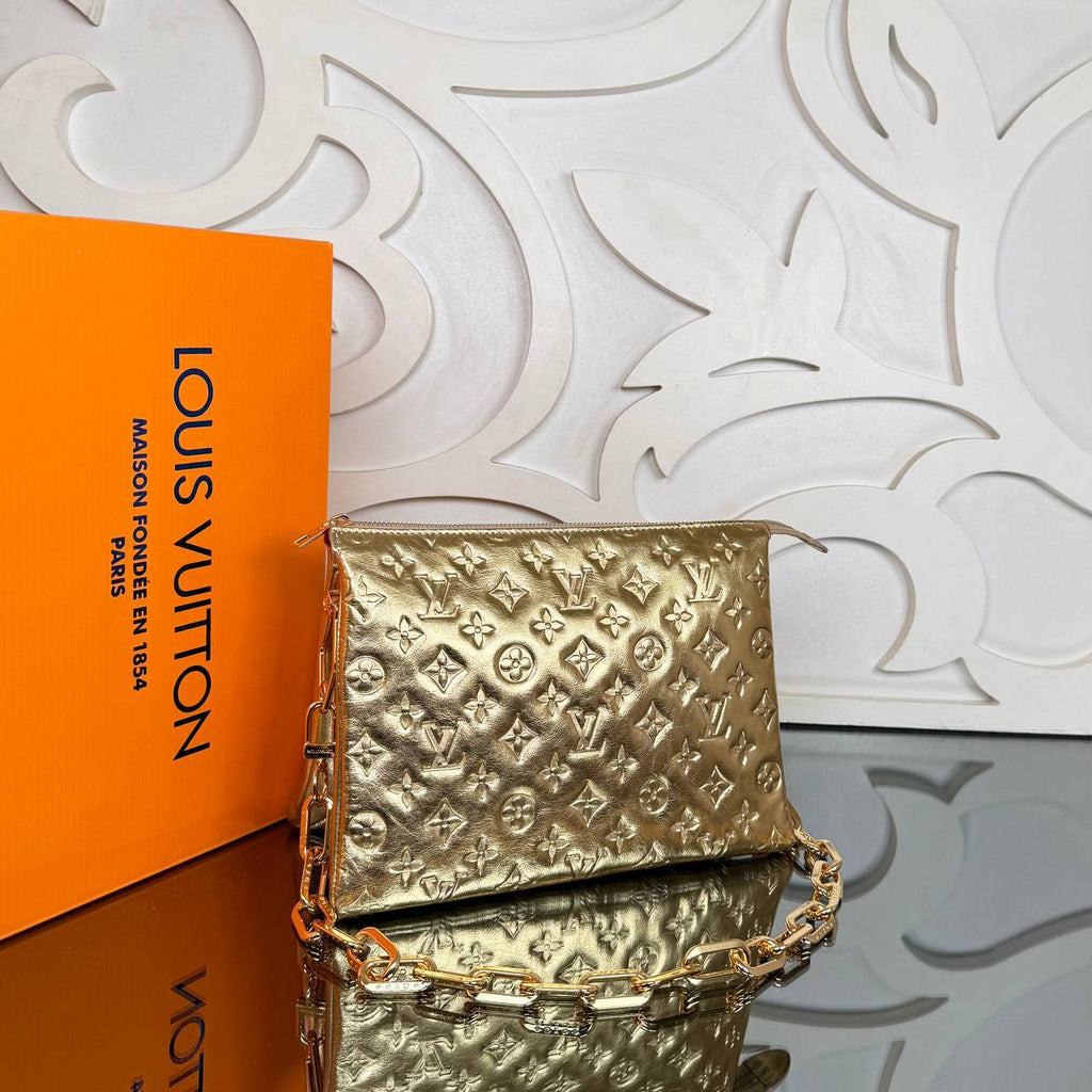 Louis Vuitton Coussin PM 

853-2 ⭐️