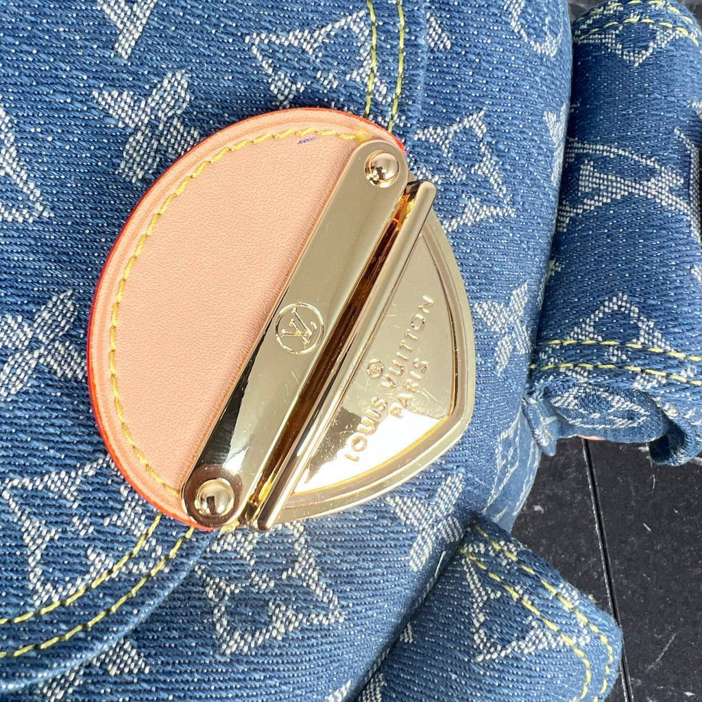 Louis Vuitton Venice Backpack Denim

5851-1