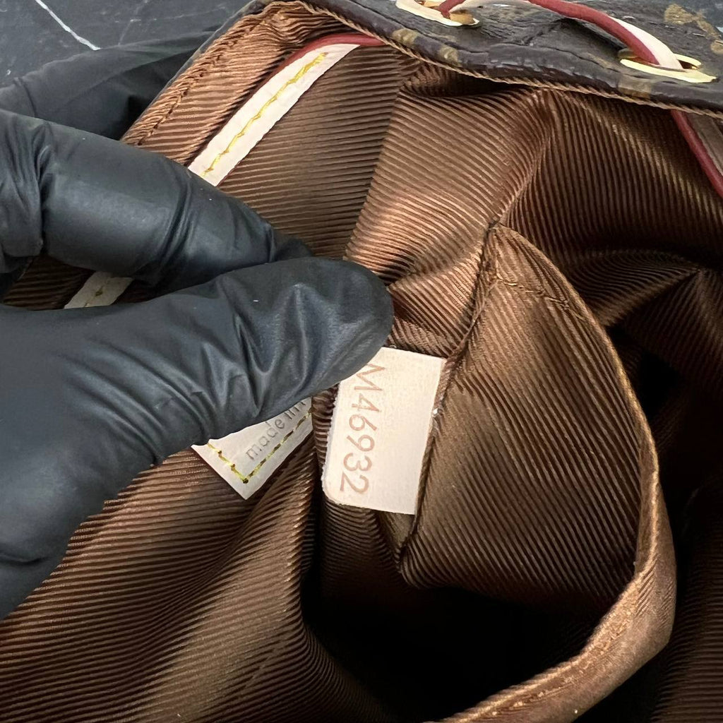 Louis Vuitton Excursion PM Backpack

6448