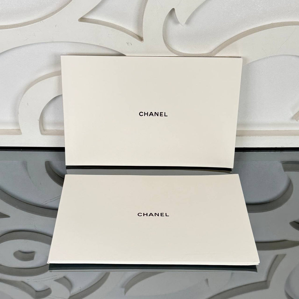 Chanel 2.55 Small Handbag

24x14 cm 
910255 ⭐️