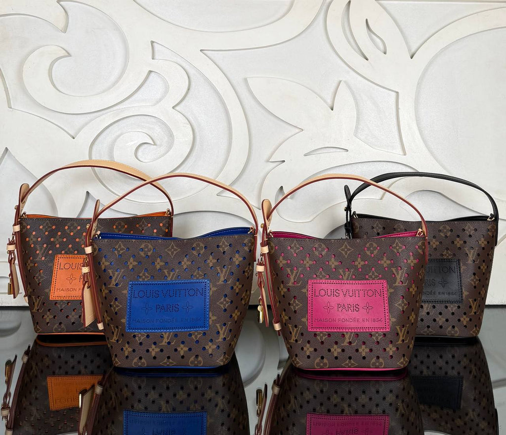 Louis Vuitton All In BB

910844 ⭐️