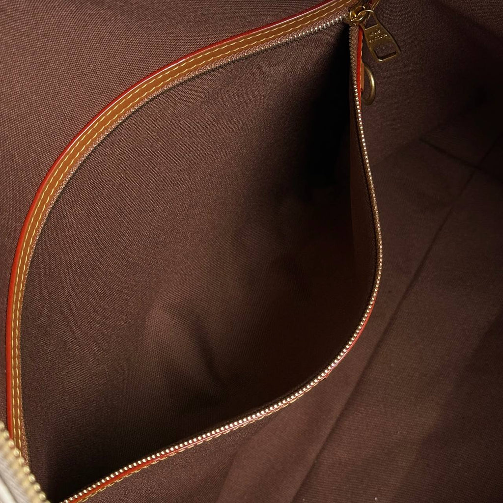 Louis Vuitton Vagabond Hobo Bag

910848 ⭐️