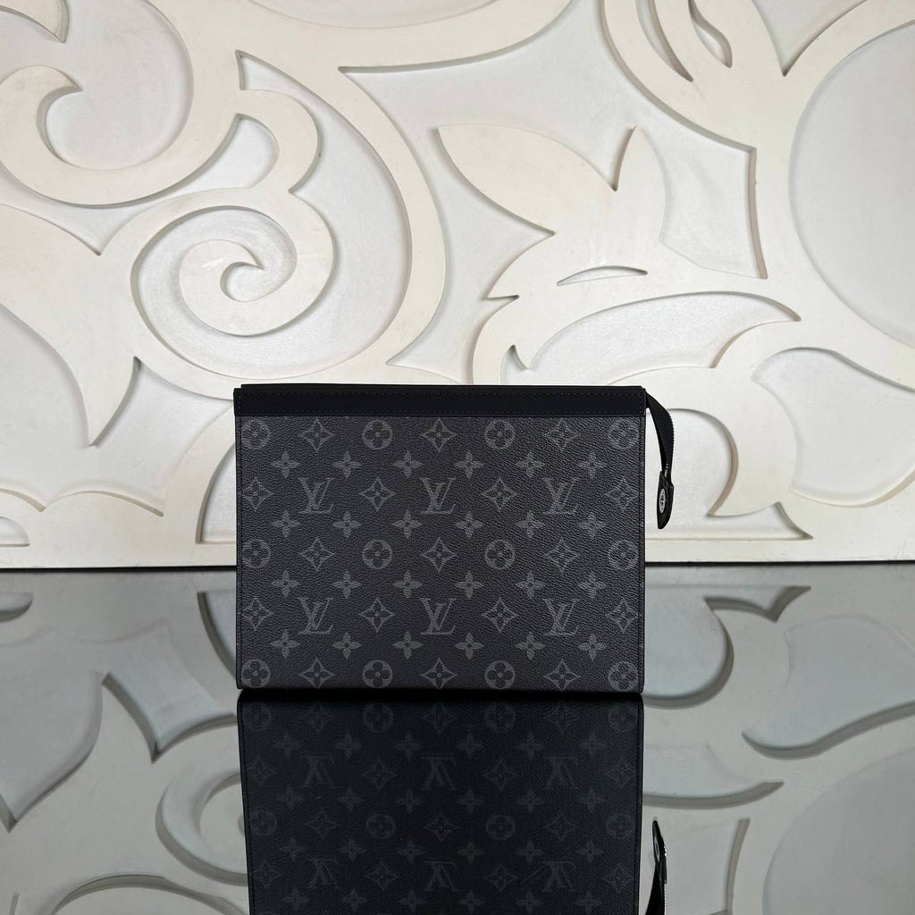 Louis Vuitton Pochette Voyage MM
Επιλογή χρώματος έπειτα από τηλεφωνική επικοινωνία 
910606 ⭐️