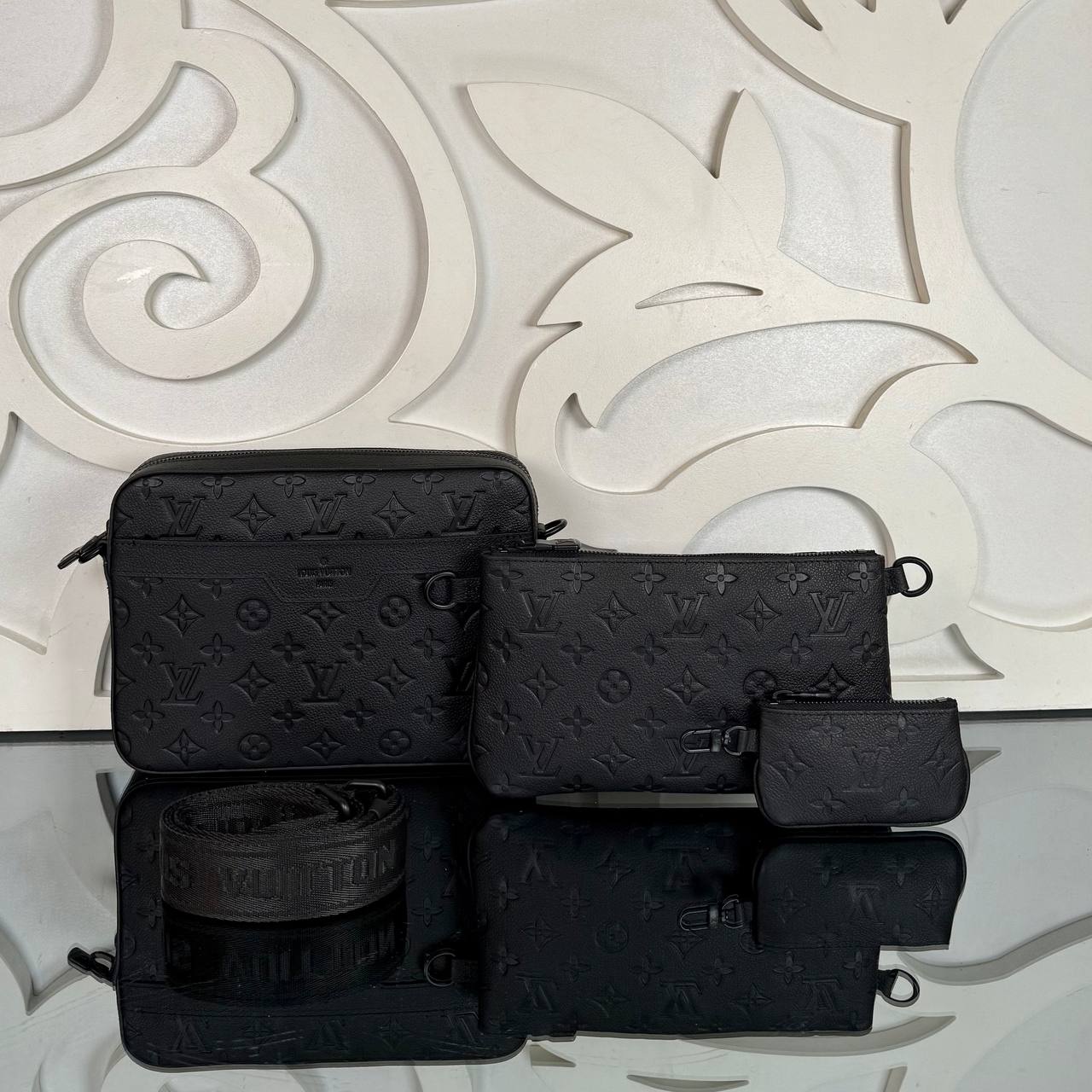 Louis Vuitton Trio Messenger Bag 

773 ⭐️