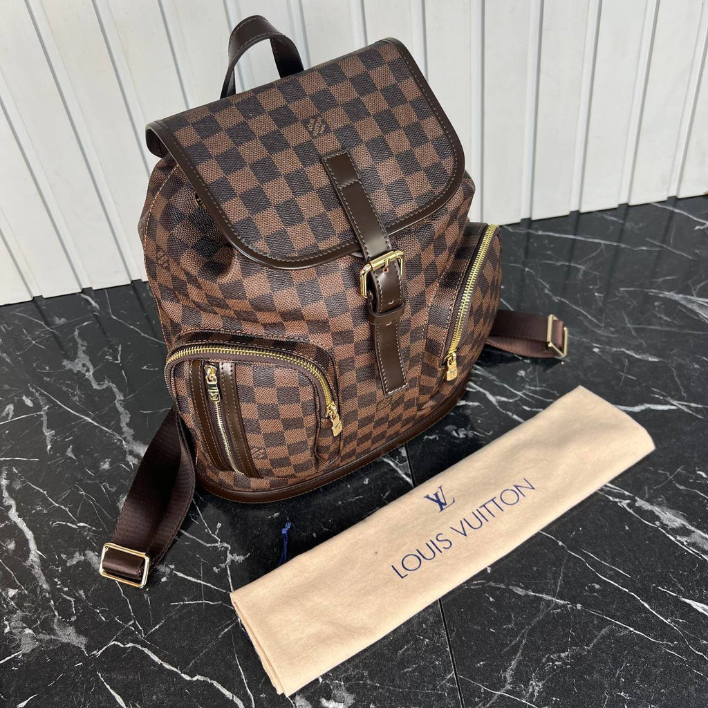 Louis Vuitton Bosporush Backpack 

1102