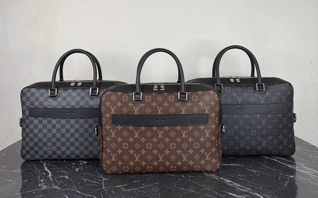 Louis Vuitton Porte Documents Voyage

5635-3 ⭐️
