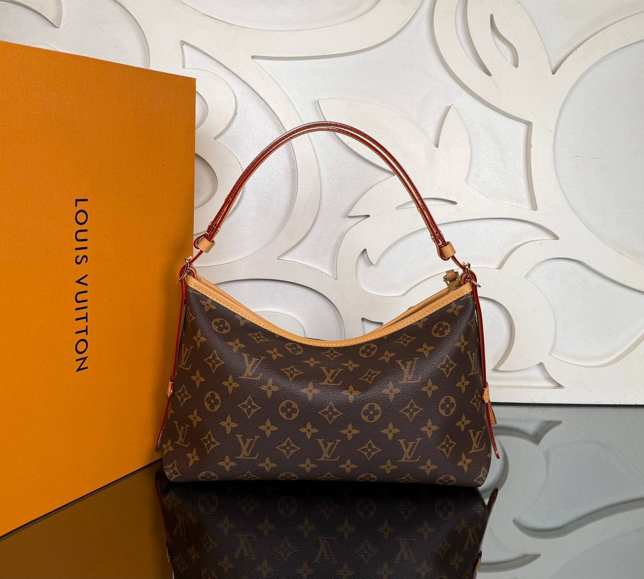 Louis Vuitton CarryAll East West

910494 ⭐️