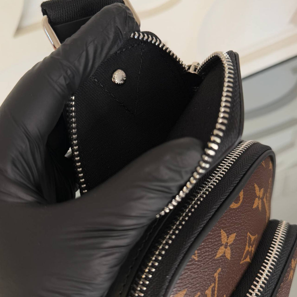 Louis Vuitton Avenue Sling Bag Small

⭐️