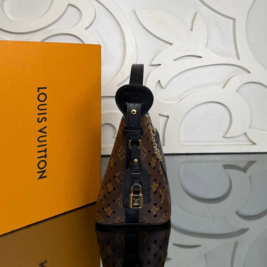 Louis Vuitton All In BB

910844 ⭐️
